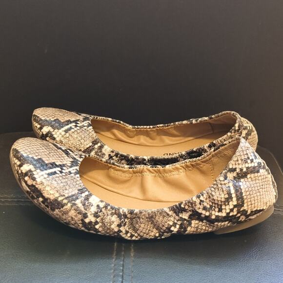 Lucky Brand Snakeskin Flats - Picture 2 of 6